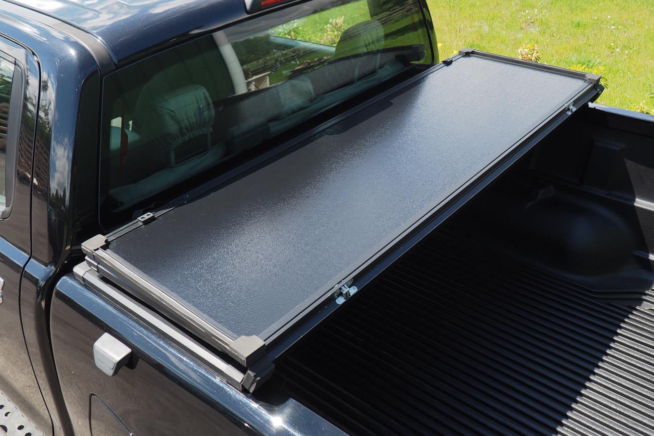 Toyota Hilux Tri-Fold hard Aluminum Tonneau cover 16+