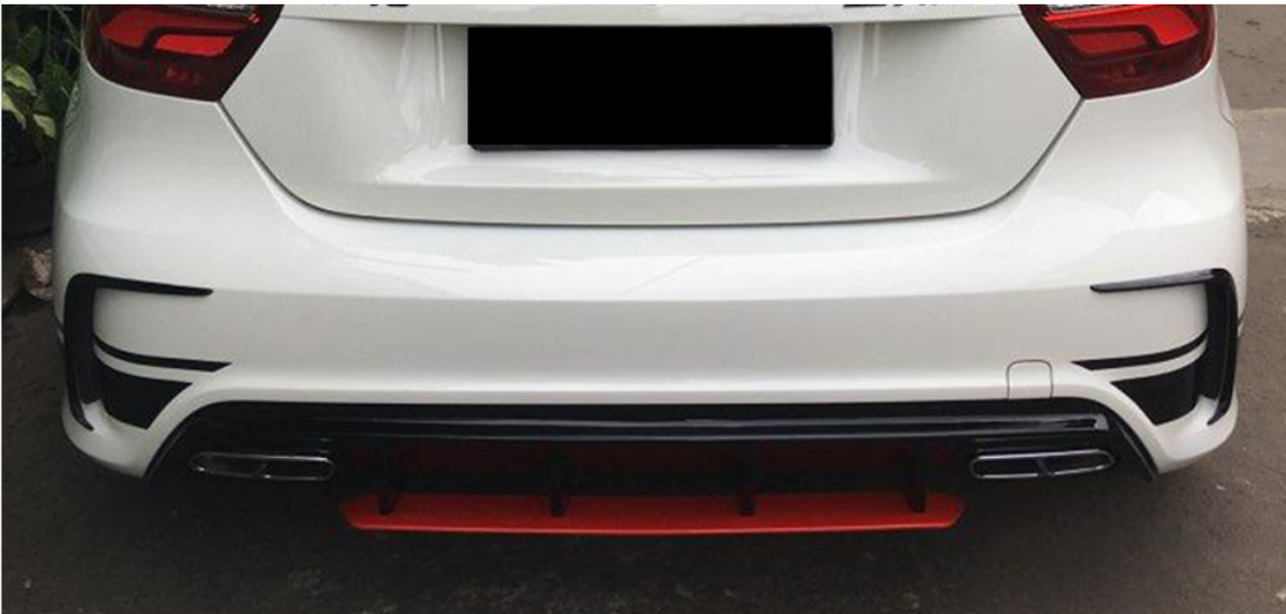 A-Class W176 red tip diffuser with silver tailpipes